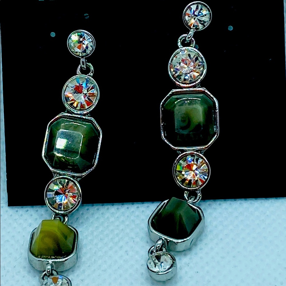 Ann Taylor jewelry drop earrings gray rhinestones